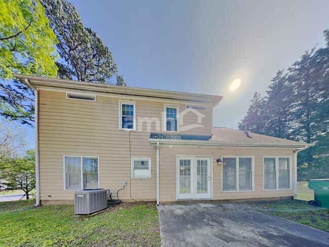 Building Photo - 8600 Morgan Run Ct