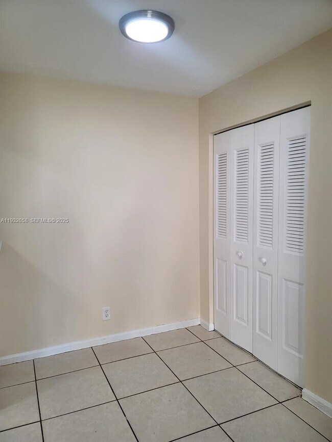 Building Photo - 1500 N Congress Ave