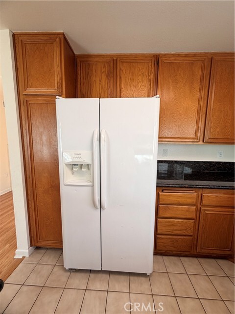 Building Photo - 2800 Plaza del Amo