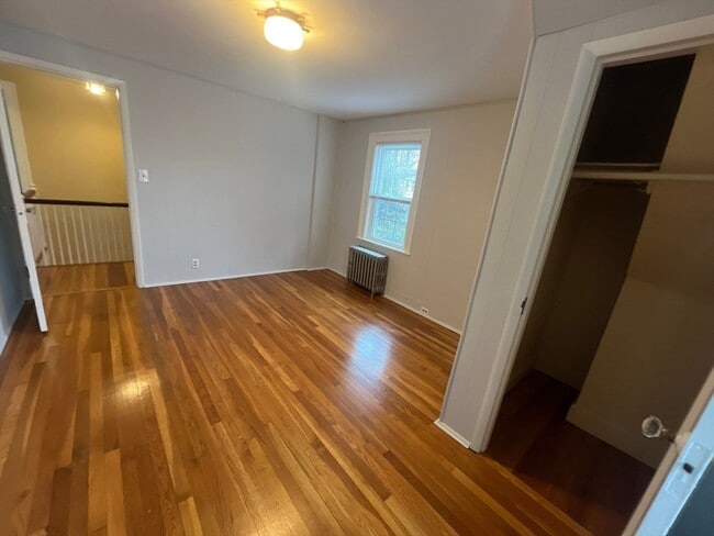 Building Photo - 30 Stearns Rd