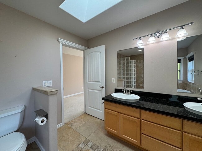Building Photo - 4467 Castlerock Dr