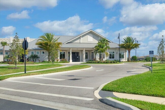 Building Photo - 17311 Blue Rdg Pl