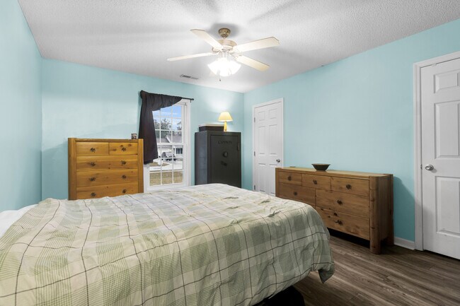 Building Photo - 116 Gregory Dr