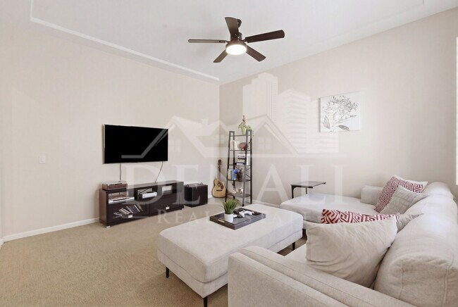 Building Photo - 1159 W Tonto Pl