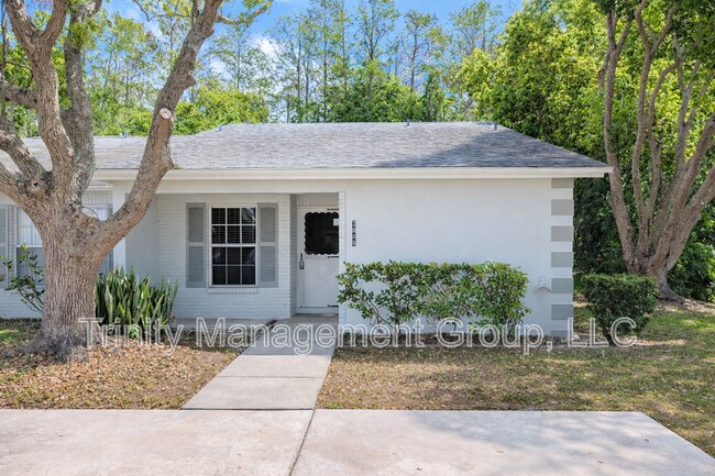 Building Photo - 2844 Westmoreland Ct