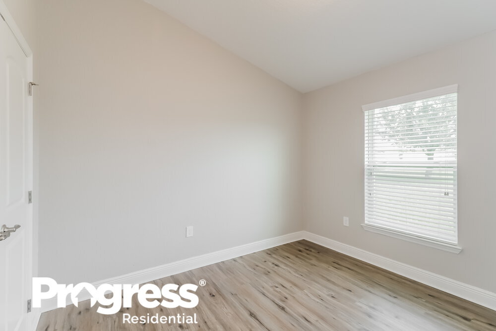 Building Photo - 7083 Lamium Ct