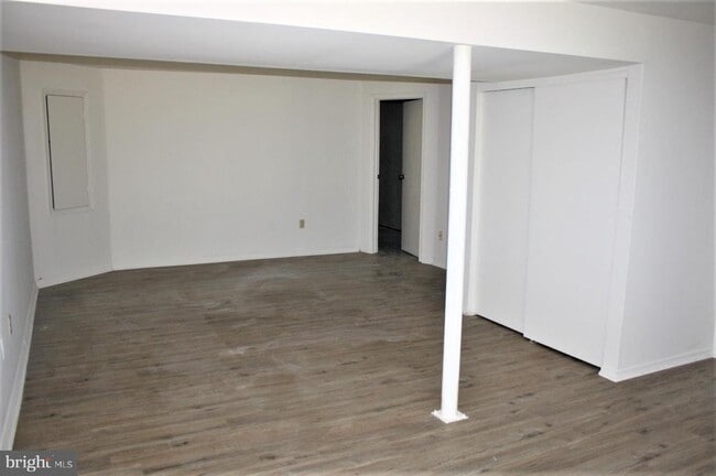 Building Photo - 516 Colgate Ct