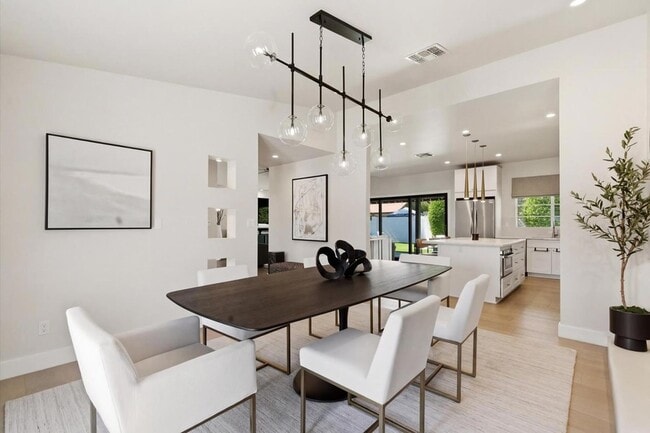 Building Photo - 8372 E San Salvador Dr