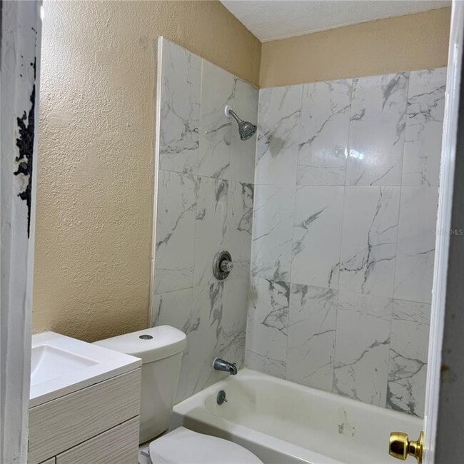 Building Photo - 5715 Elon Dr