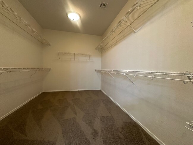Building Photo - Sun City Aliante - 2 Bedroom and a Den - Great Floor Plan
