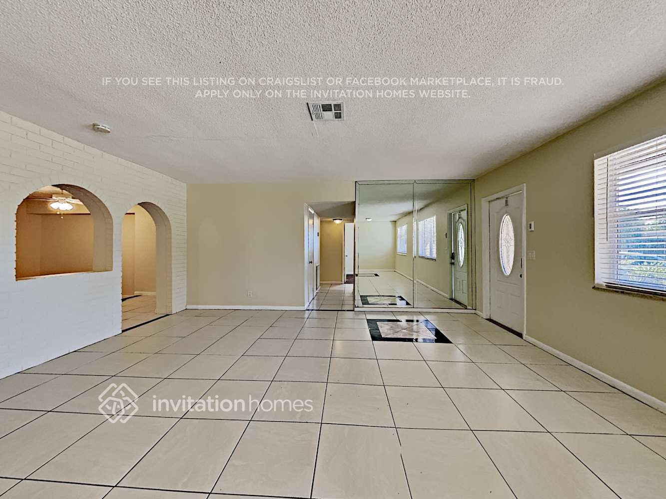 Building Photo - 4725 NW 2nd Ct