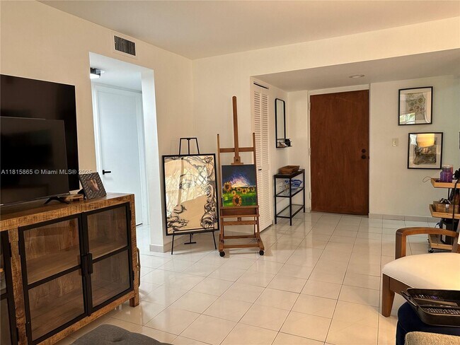 Building Photo - 12455 SW 93rd Terrace