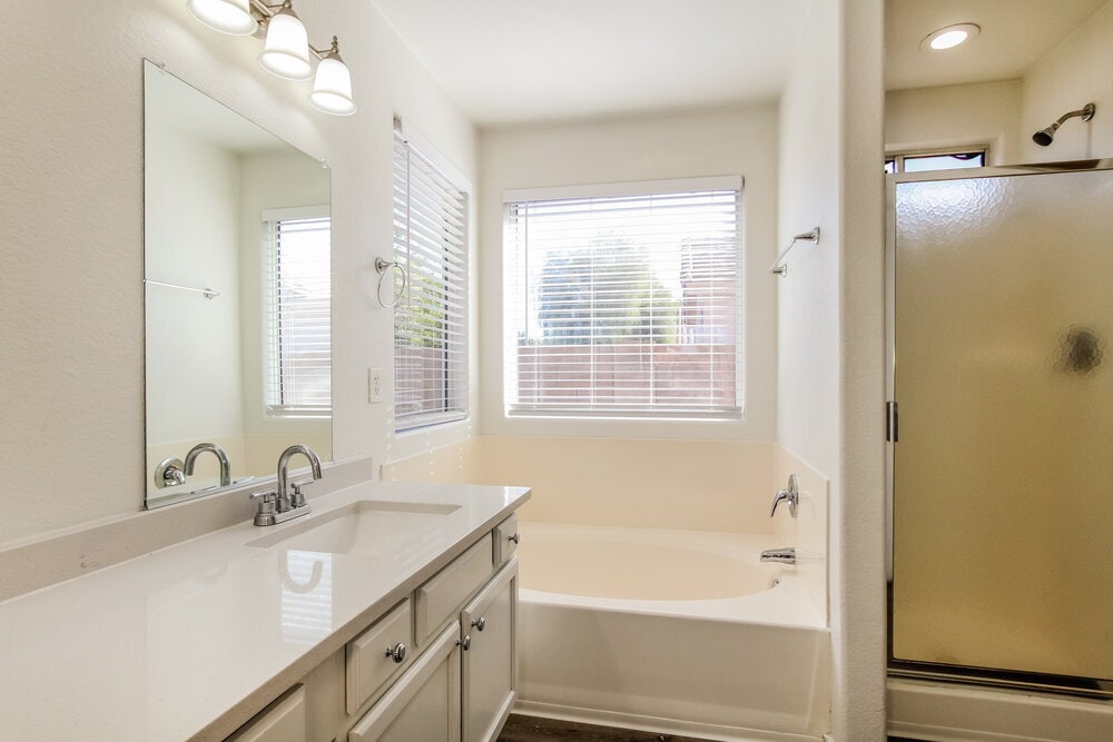 Building Photo - 8234 W Pima St