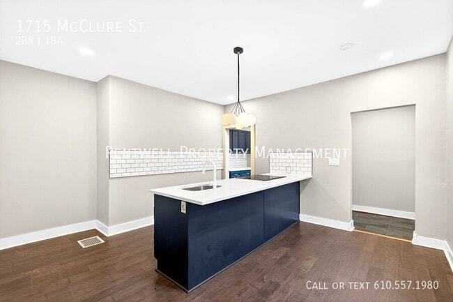 Building Photo - 1715 McClure St