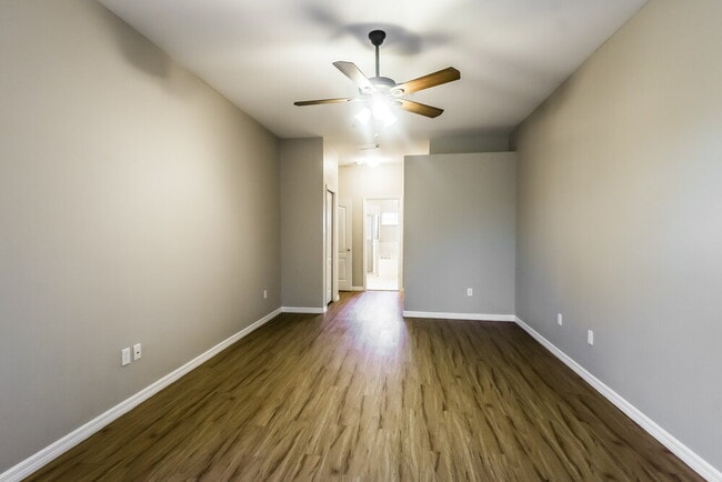 Building Photo - 9513 Blue Stone Cir