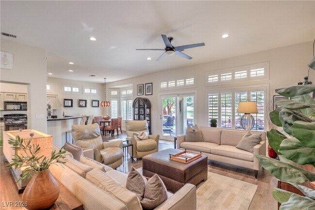 Building Photo - 2701 Spalding Dr