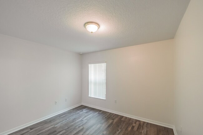 Building Photo - 507 Paulling Dr