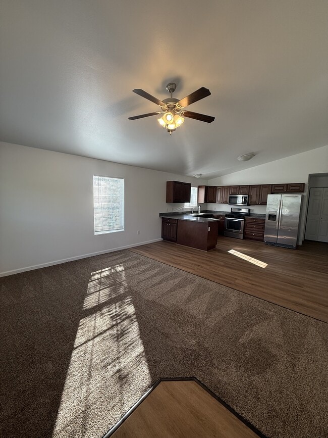 Building Photo - 8122 E Snow Cave Cir