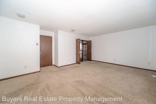 Building Photo - 3 br, 2.5 bath House - 2086 Crataegus Street