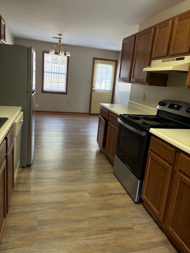 Building Photo - 2702 Oak Meadow Pl