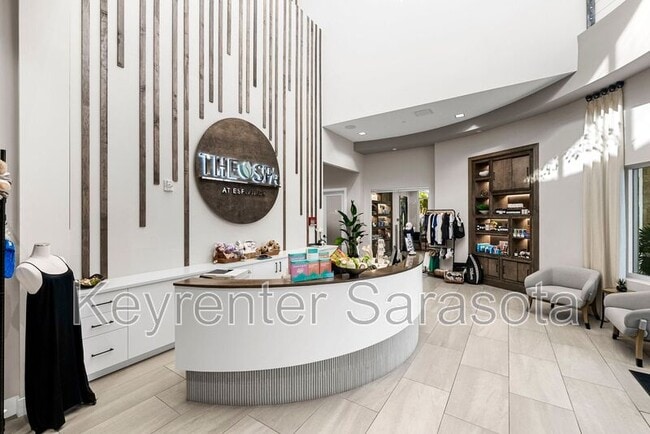 Building Photo - 16207 San Donato Pl
