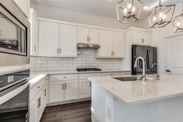 Building Photo - 9807 Romo St