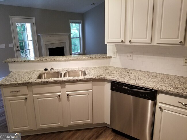 Building Photo - 2720 Dacula Cove Cir