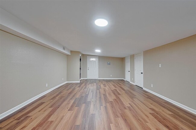 Building Photo - 1311 Pershing St