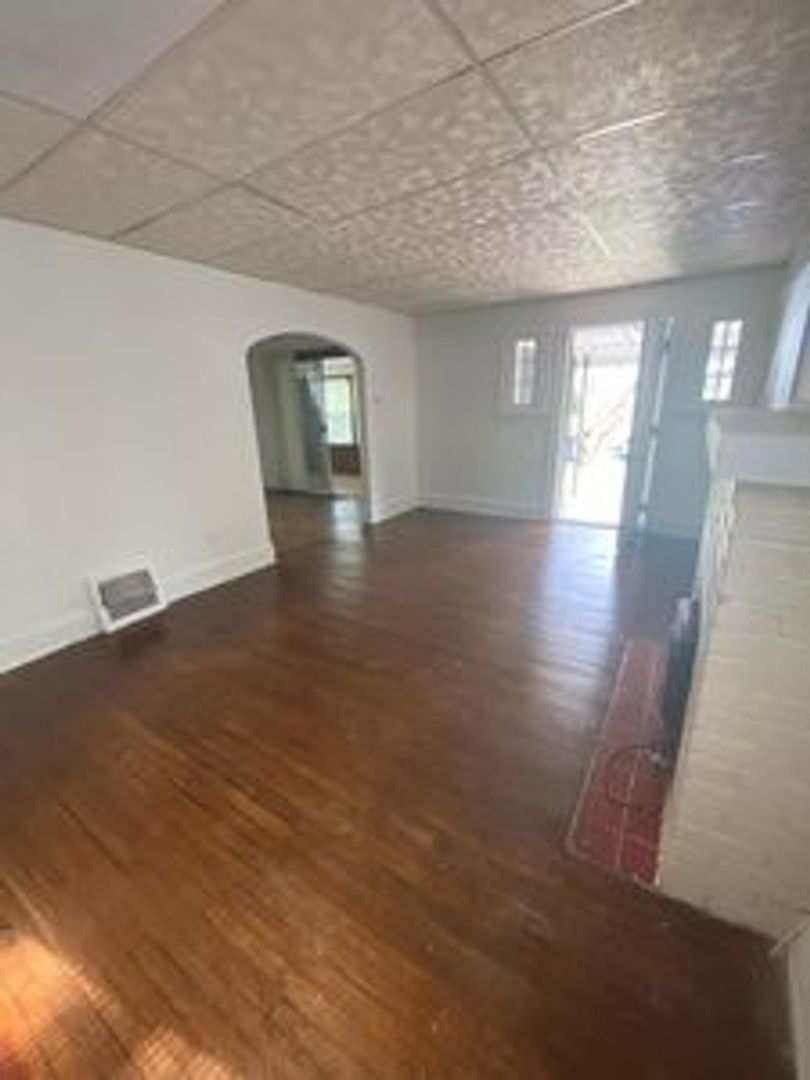 Building Photo - 1232 Herman Ave
