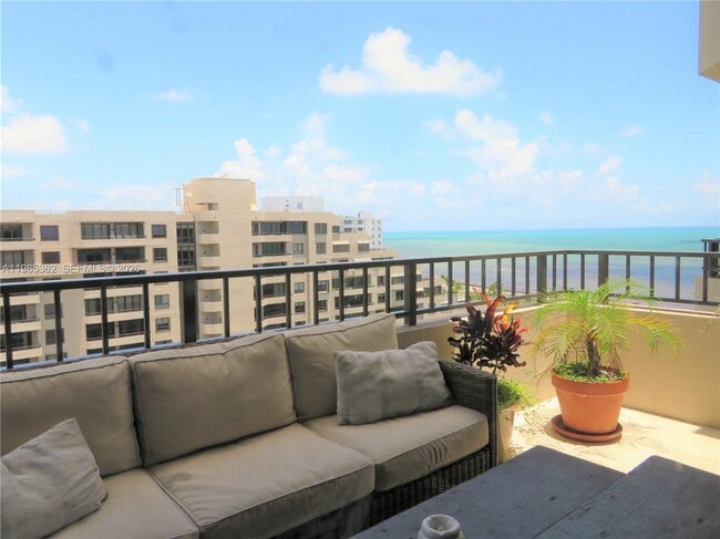 Building Photo - 201 Crandon Blvd