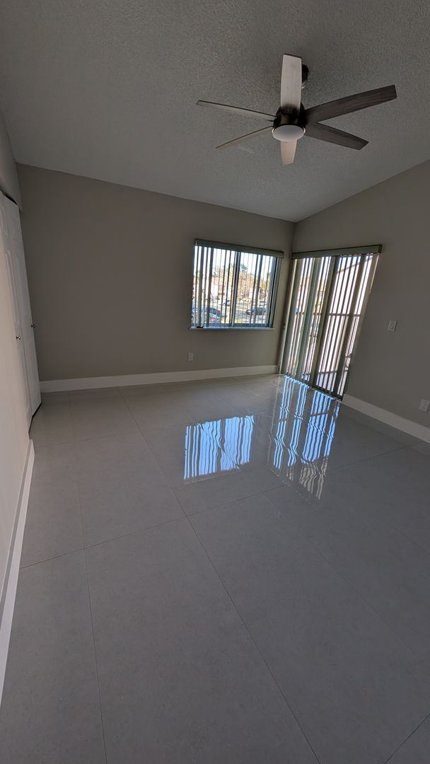 Building Photo - Complete remodeled  2 bedrooms 2 baths with balcony