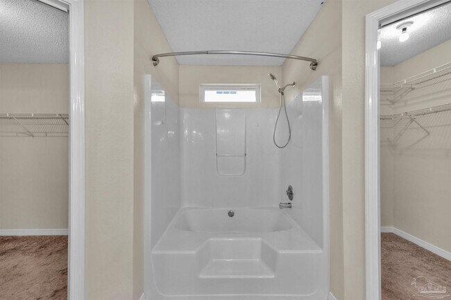 Building Photo - 9033 Bluebay Ln