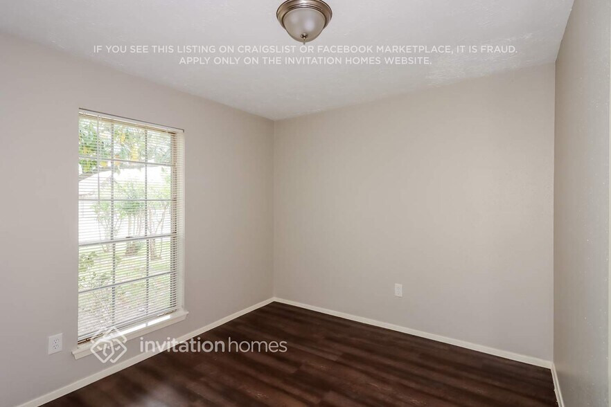 Building Photo - 14307 Branchwater Ln