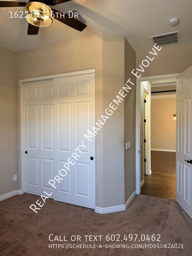 Building Photo - 16221 S 35th Dr
