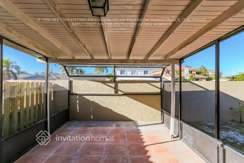 Building Photo - 15533 SW 96th Terrace