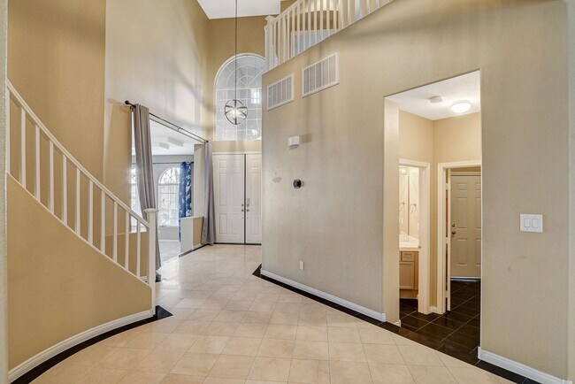 Building Photo - Luxury 5-Bedroom Guard-Gated Home with Pool, Spa & 3 En-Suite Bedrooms