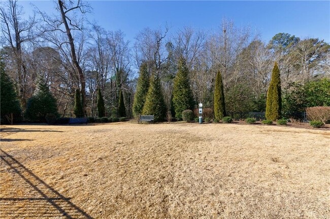 Building Photo - 261 Chastain Park Dr NE