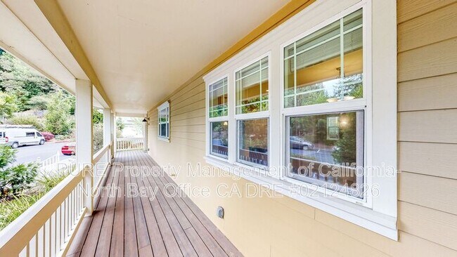 Building Photo - 14600 Jomark Ln