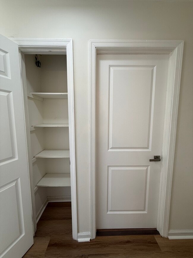 Building Photo - 1434 Mediterranean Ave