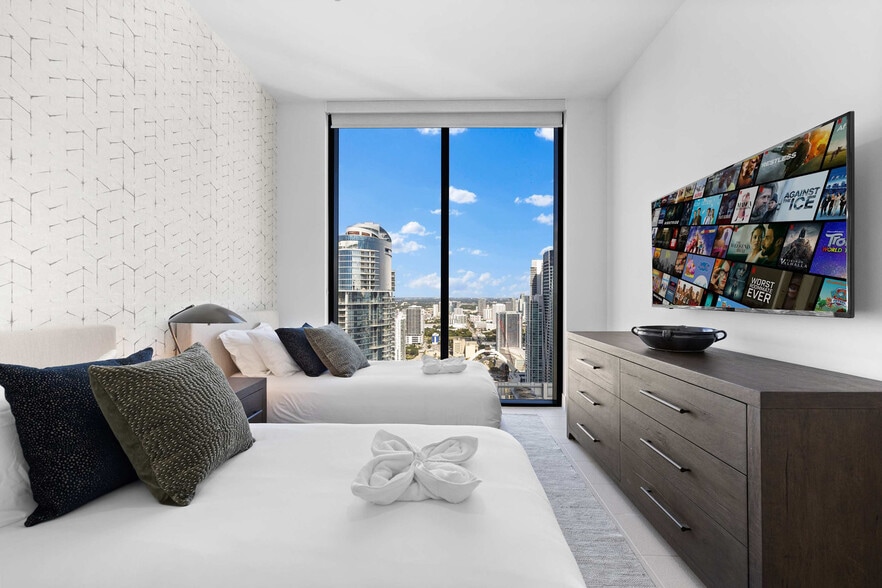 Building Photo - 159 NE 6th St