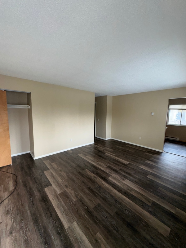 Building Photo - 3408 E Manhattan Blvd