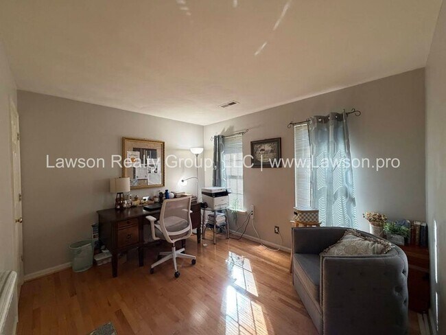 Building Photo - Gorgeous Classic Cave Spring Colonial in S...