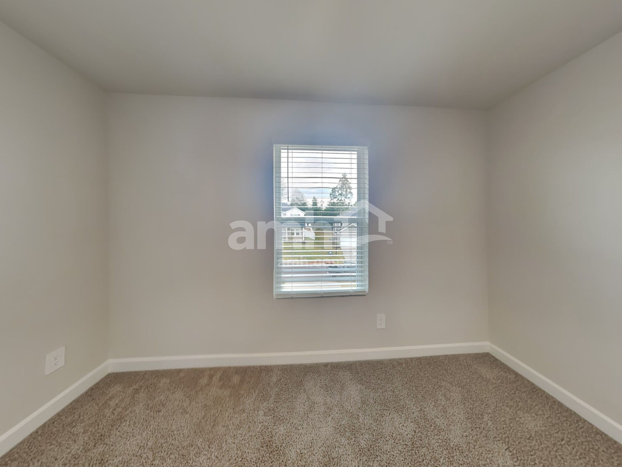 Building Photo - 230 Maxwell Dr