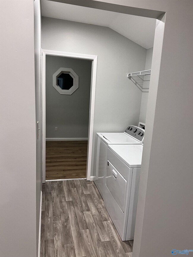 Building Photo - 21215 Yarbrough Rd