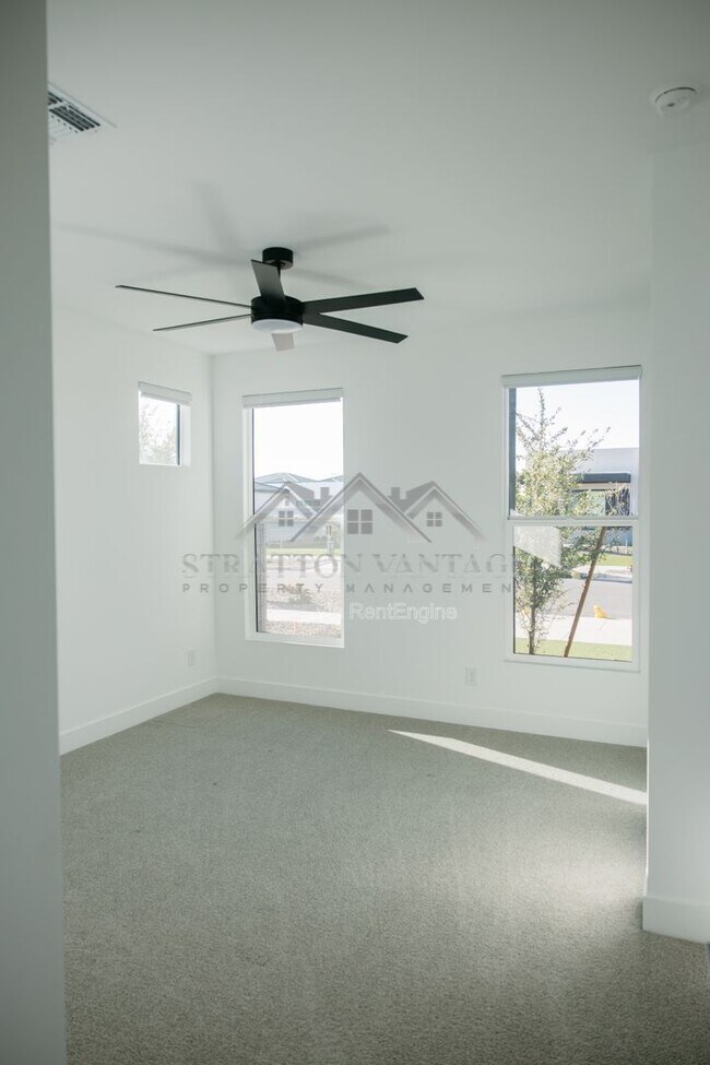 Building Photo - 10262 E Utah Ave