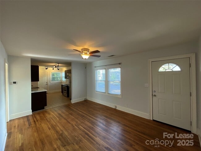 Building Photo - 1728 Matheson Ave