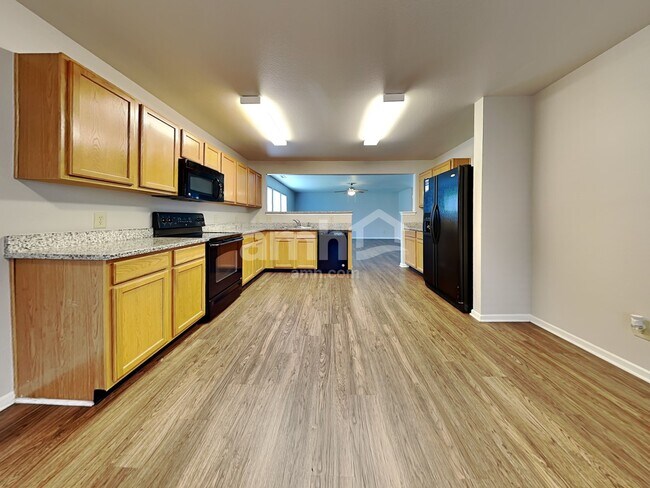 Building Photo - 1516 Bray Dr