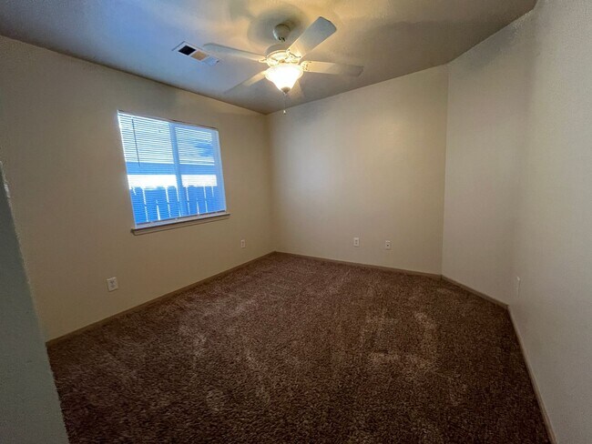 Building Photo - sout1067