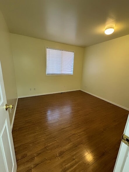 master bedroom - 3108 Orleans St