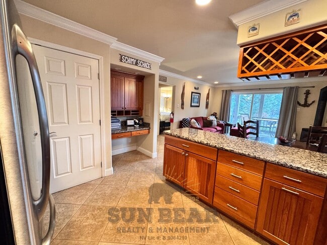 Building Photo - 2 Bedroom Furnished Condo in Incline w Carport (IM8)